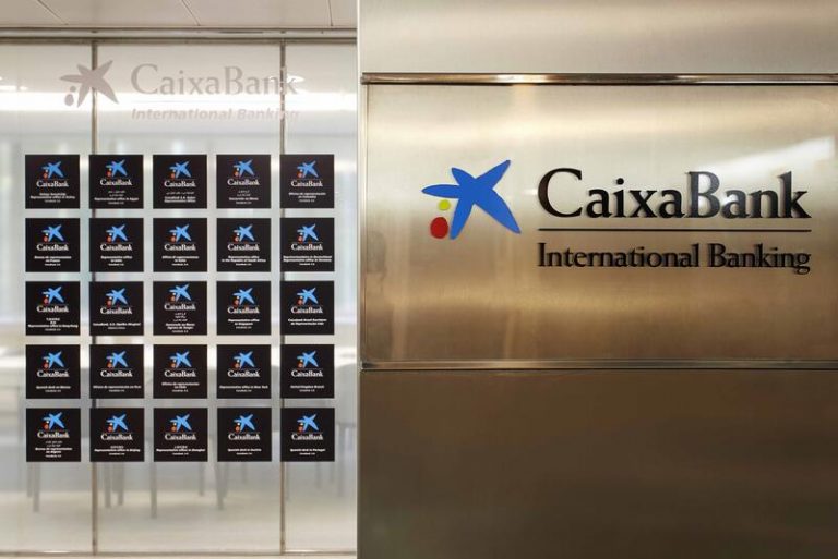CaixaBank se consolida en el sureste asiático con el 30% de créditos documentarios con España