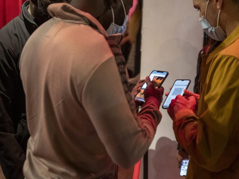 Castilla y León tomará el próximo jueves una decisión sobre el pasaporte Covid