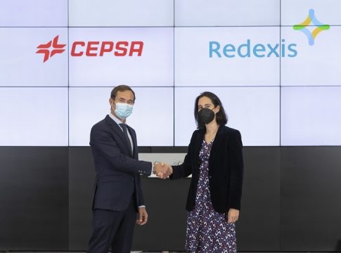 Cepsa y Redexis_Primera red global energía fotovoltaica_Firma acuerdo