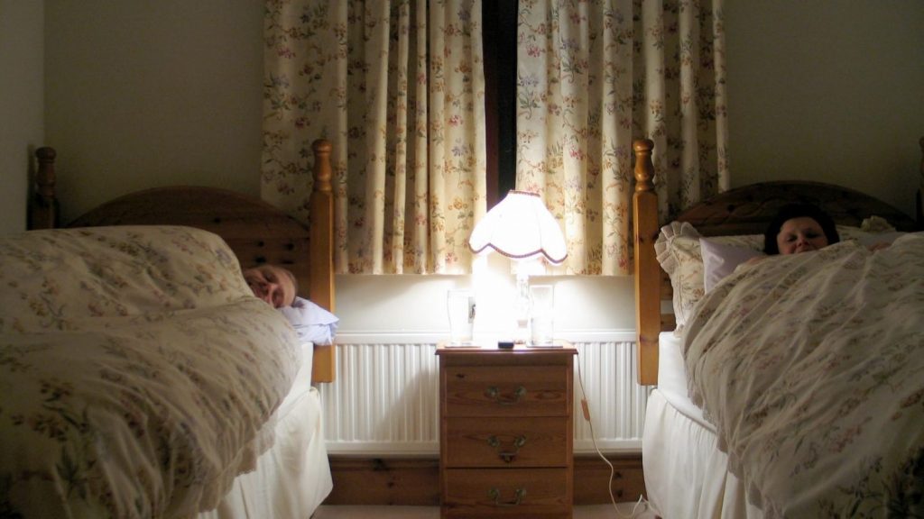 Cama compartida, colchones separados