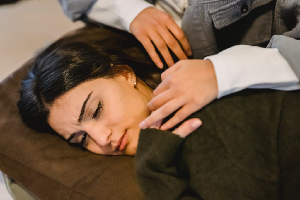 Llorar une a la gente