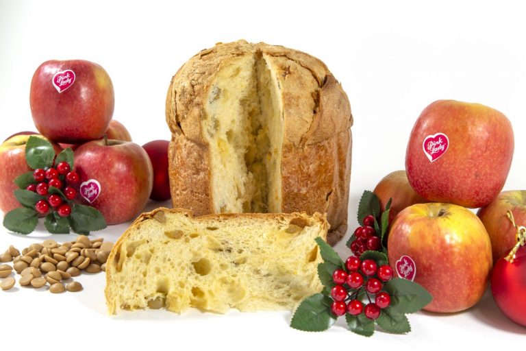 Christian Escribà se une a Pink Lady® para crear el panettone más exclusivo de esta Navidad