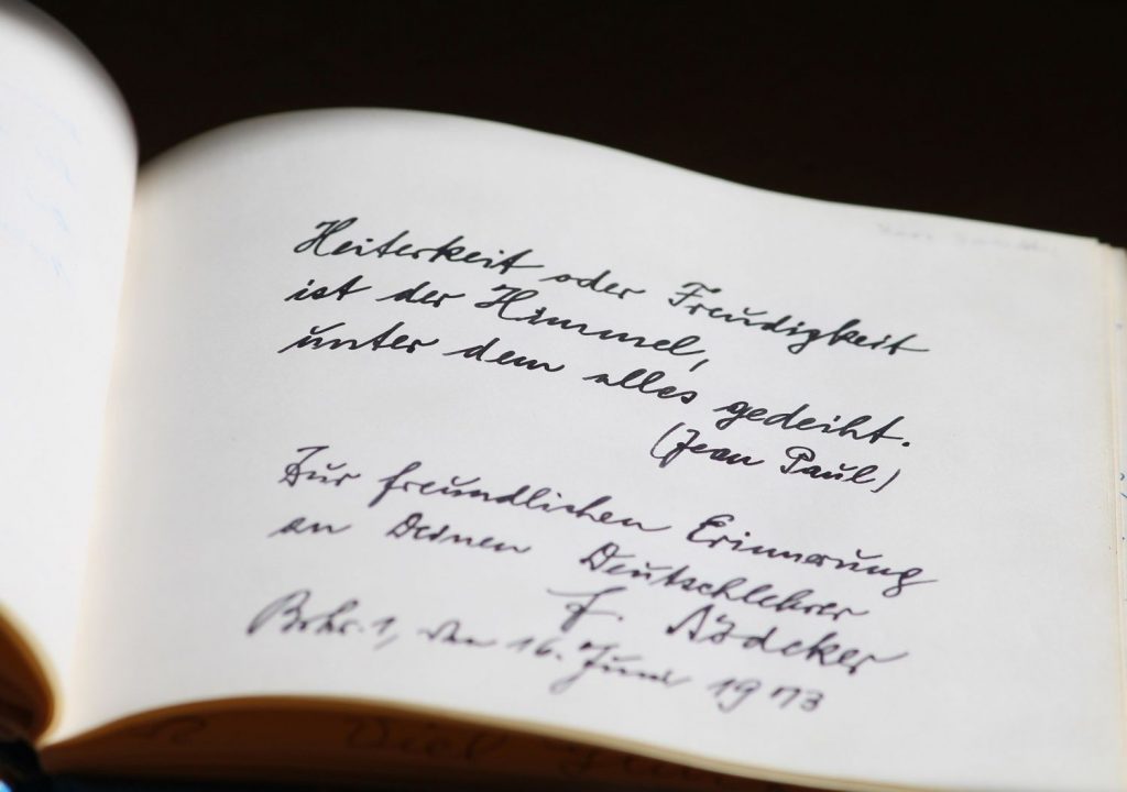 Puedes utilizar las citas para