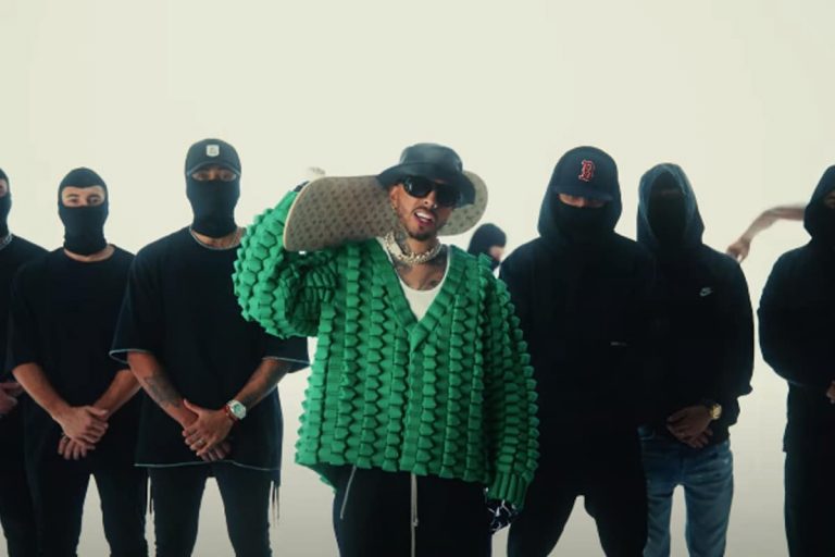 Rauw Alejandro responde con 'Hunter' a Jhay Cortez