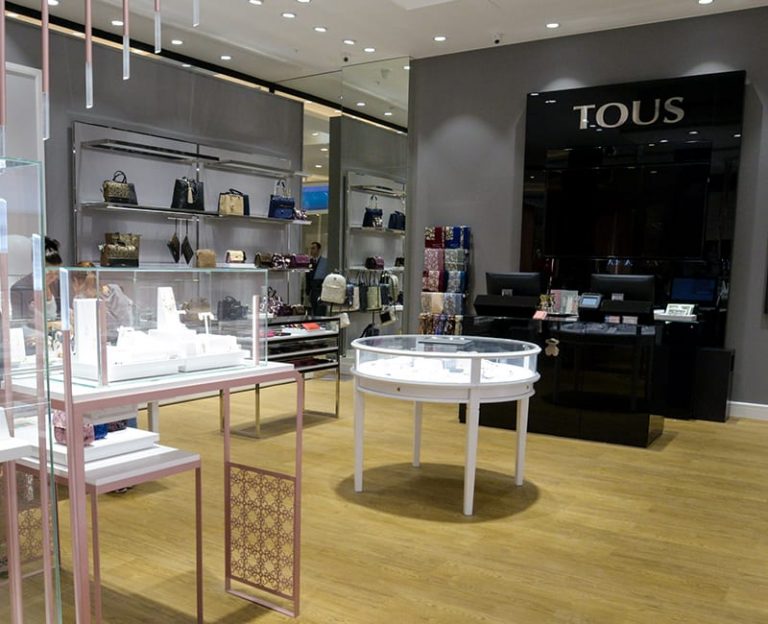 El bolso pequeño de Tous que no se va de precio y sirve para todo