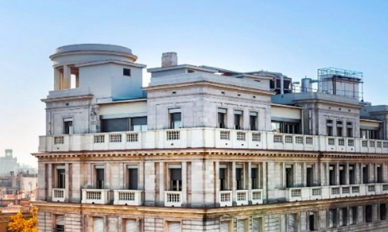 El ático en Barcelona que roza el cielo