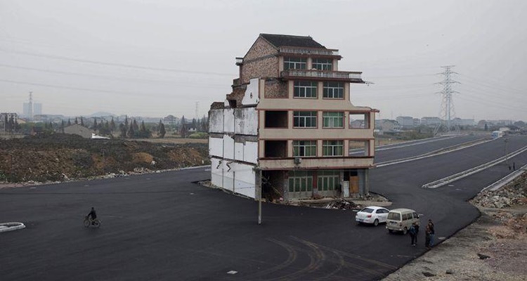 casa clavo construccion tailandia