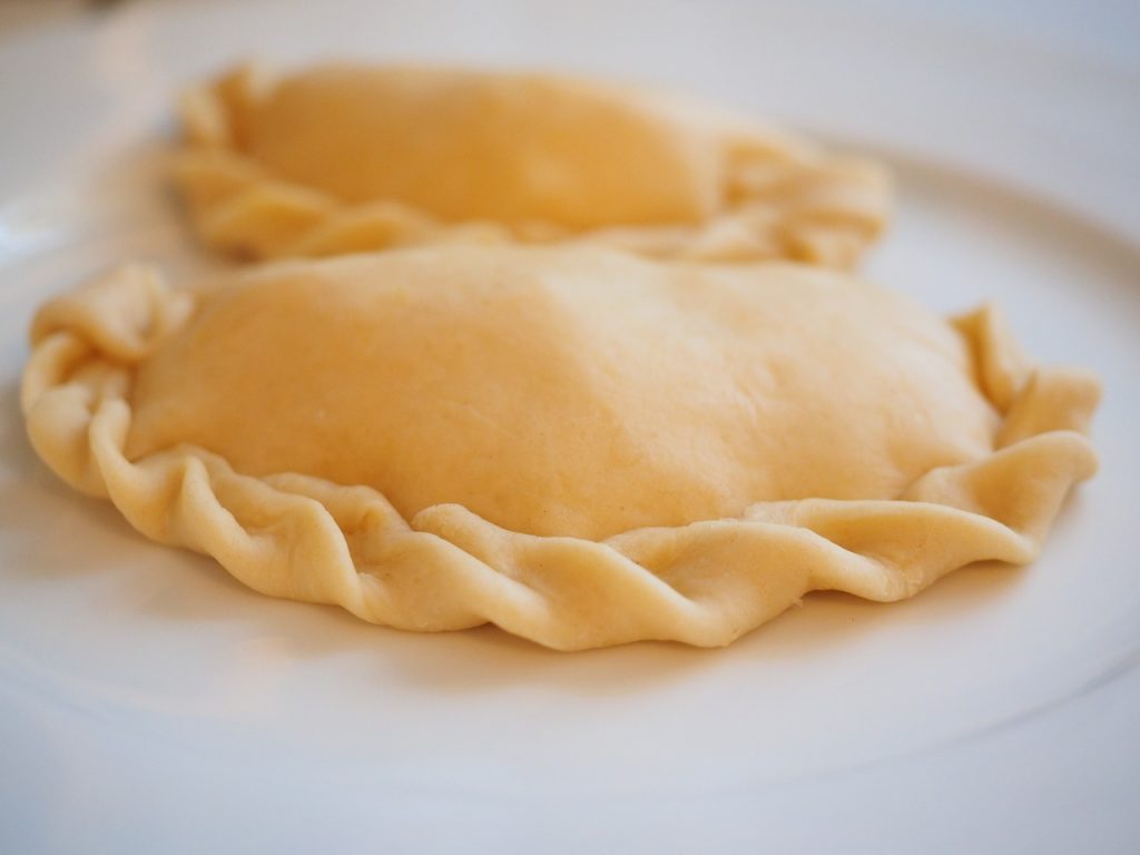 Empanadillas de atún: el truco para que no se te abran al freírlas