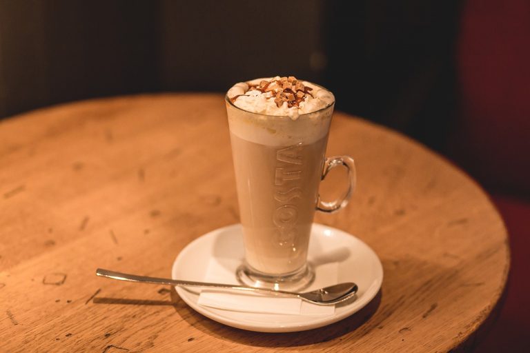 Cómo hacer en casa el Toffee nut latte de Starbucks