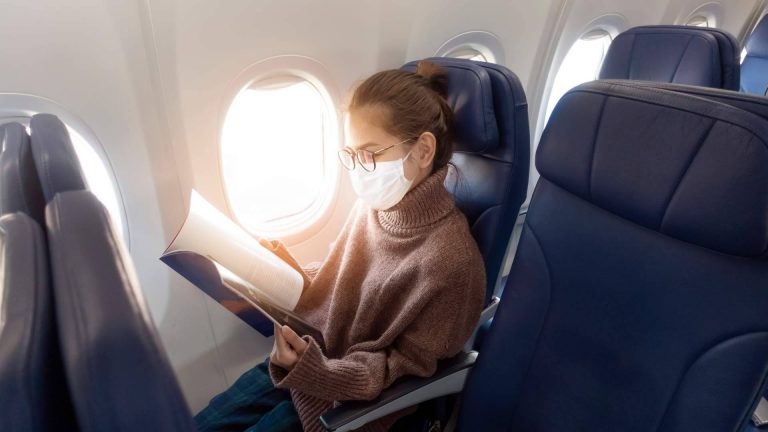 Seguro de viaje internacional y salud para estudiantes que viajan a España, por Coverontrip