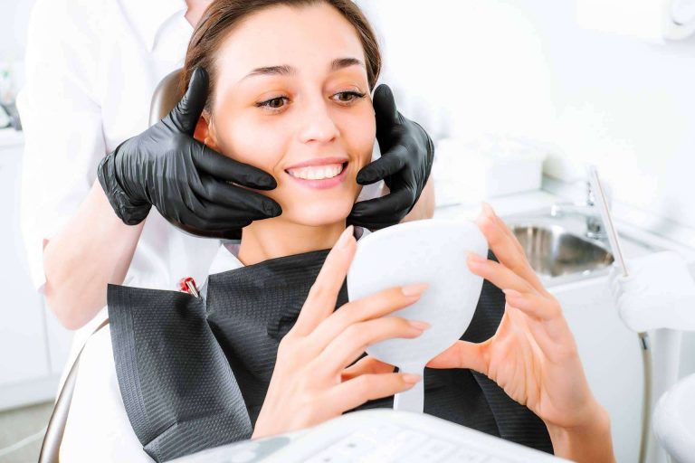 Recuperar la sonrisa gracias a los tratamientos de estética dental en Collblanc de Qualident