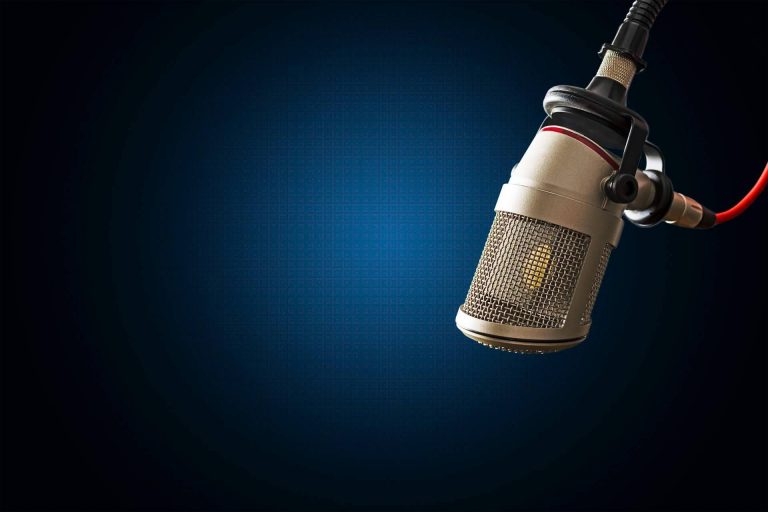 Los consejos de la Escuela de Doblaje de Fernando Acaso para elegir un curso online de doblaje y locución con seguridad