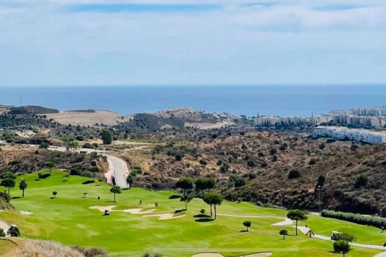 LV Architecture Real Estate dispone de villas de lujo en venta en la Costa del Sol