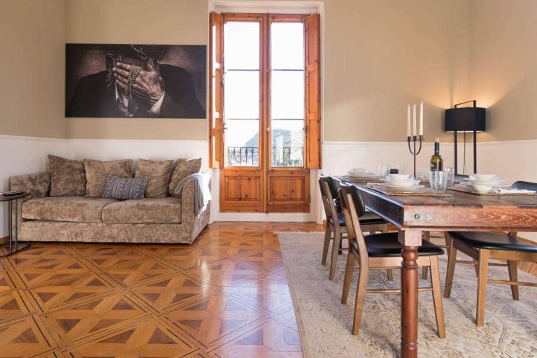 ¿Por qué alojarse en un apartamento y no en un hotel?, por la compañía Caterina Property Management