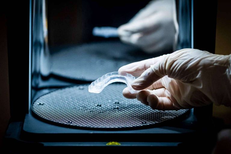 Tratamiento para los ronquidos y apnea del sueño con Clínica Eniq