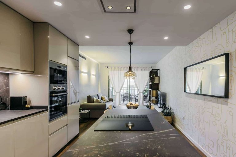 Consejos y materiales para escoger la mejor opción para la reforma de la cocina, por la empresa especialista EGM Grupo