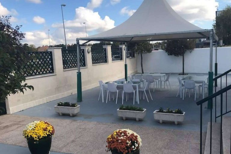 La residencia de estudiantes que fomenta el desarrollo personal y universitario de los huéspedes, My New House