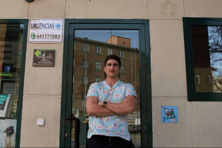 La clínica veterinaria Zalavet ofrece un amplio catálogo de productos en su tienda de mascotas online