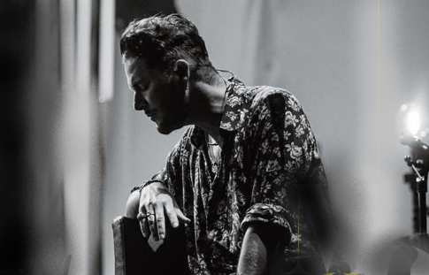 manuel carrasco salida de emergencia (3) manuel carrasco salida de emergencia