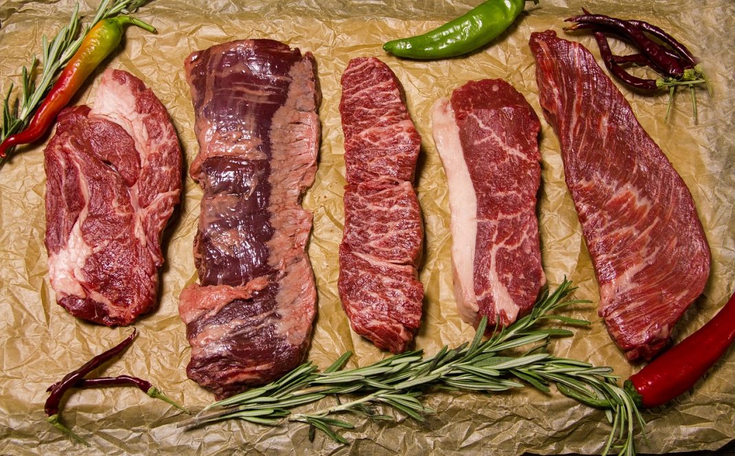 El truco para saber si la carne está cocida