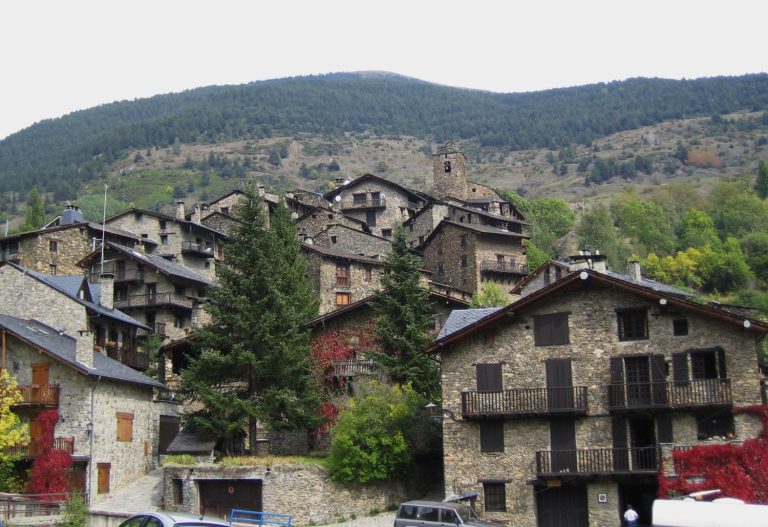 Este es el pueblo de España que no puedes visitar