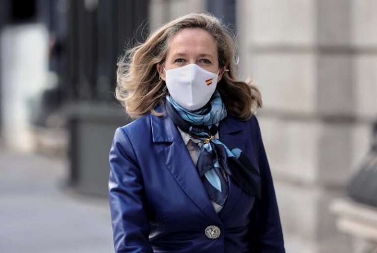 El Tesoro espera captar este miércoles hasta 6.250 millones de euros en la primera subasta de 2022