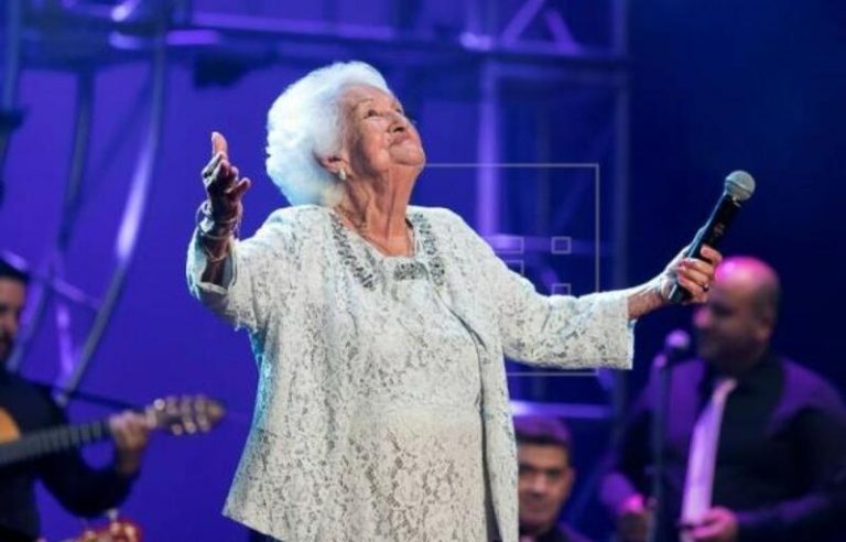 Fallece María Mérida, dama de la canción canaria