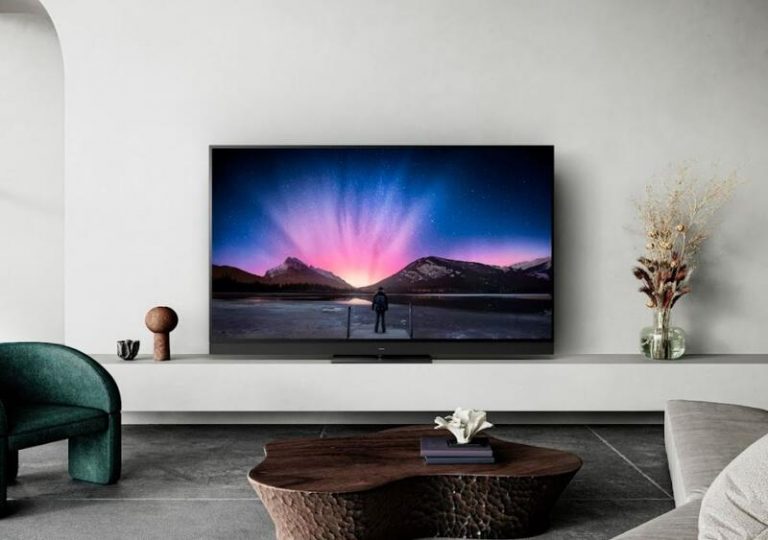 Panasonic presenta un televisor destinado al 'gaming' con detección automática de GPU Nvidia
