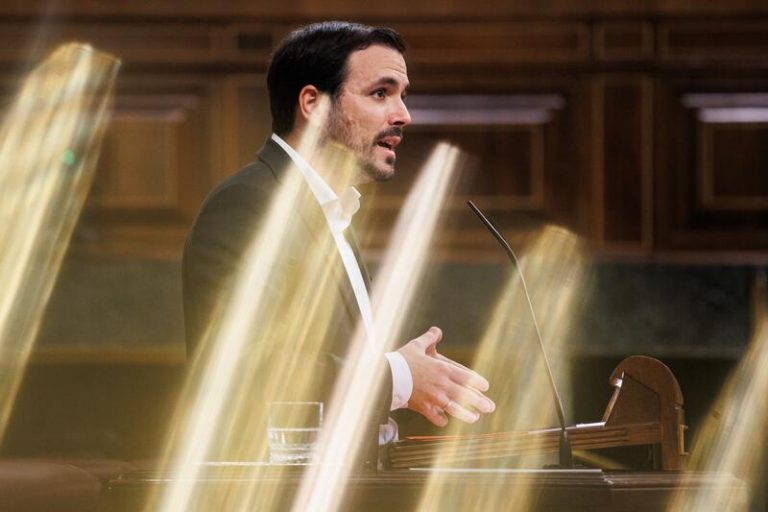Unidas Podemos coincide con Garzón sobre las macrogranjas