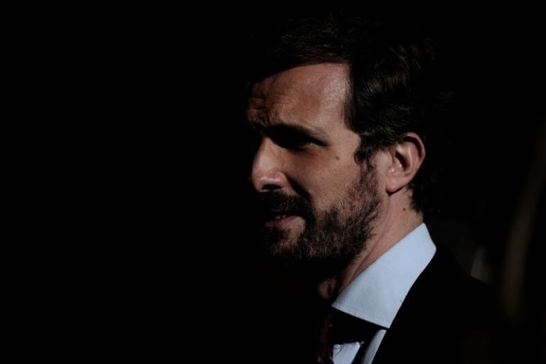 Casado dice que las mentiras, los indultos o el acercamiento de presos etarras resumen los 2 años del Gobierno Sánchez
