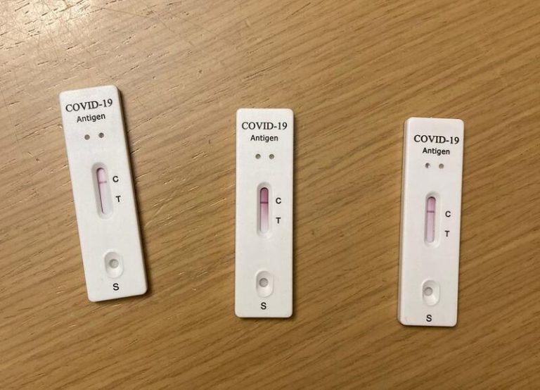 Galicia facilita test Covid en farmacias para niños de 5 a 11 años para una vuelta a las clases 