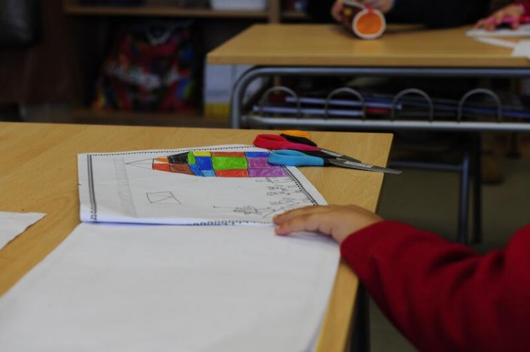 Sanidad y CC.AA acuerdan no hacer cuarentena del aula completa con hasta 4 positivos