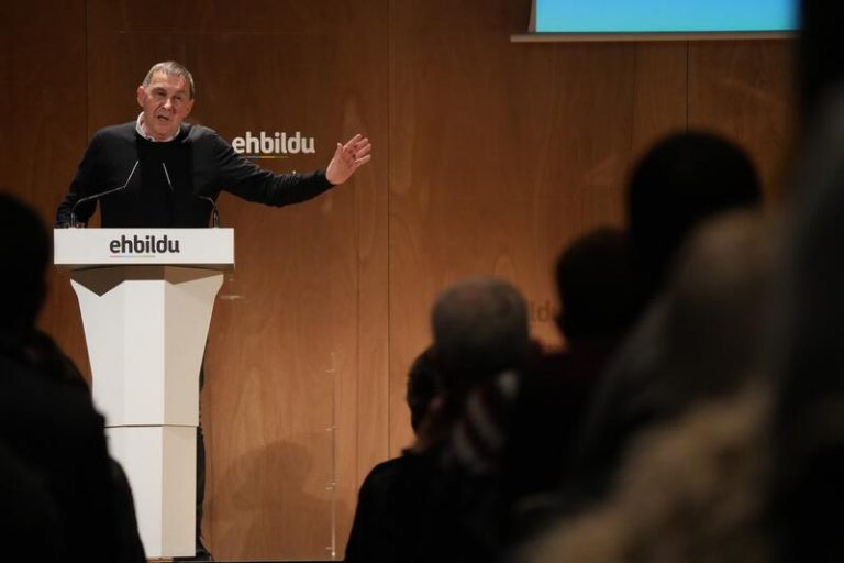 Otegi aboga por que los territorios vascos y navarro decidan 