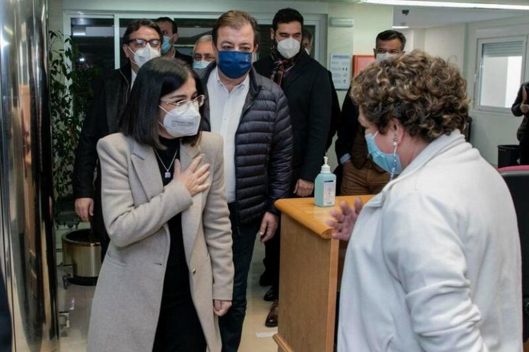El Gobierno invierte más de 17,7 millones de euros en equipos de alta tecnología sanitaria en los hospitales extremeños
