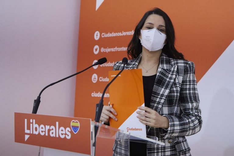 Arrimadas ofrece el apoyo de Cs a la reforma laboral para evitar cambios pactados con ERC y Bildu