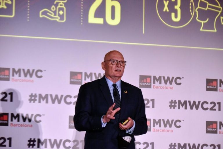 Hoffman mantiene que el Mobile será presencial