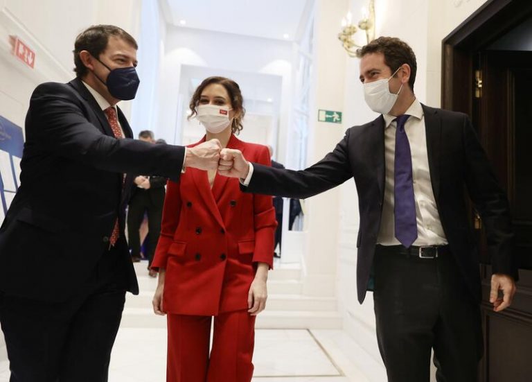 Mañueco zanja la crisis interna entre 'Génova' y Ayuso