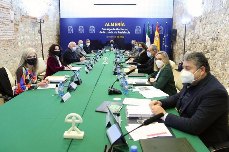 Andalucía crea una marca de excelencia para las empresas que fomenten la igualdad