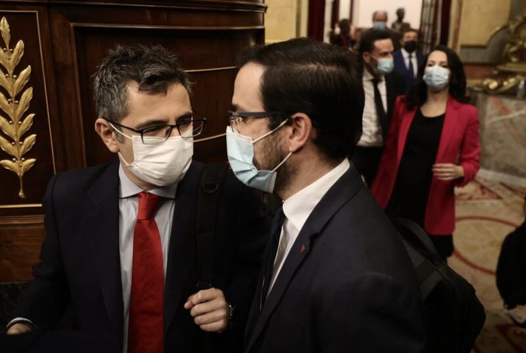 El PSOE apoyará a Podemos y promete tumbar las peticiones de comparecencia de Garzón en el Congreso