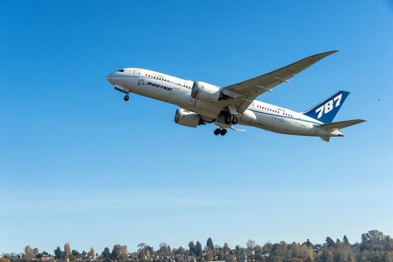Boeing registra 909 pedidos en 2021, más del doble que los dos años anteriores juntos