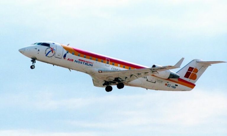 Air Nostrum busca tripulantes de cabina de pasajeros en Madrid