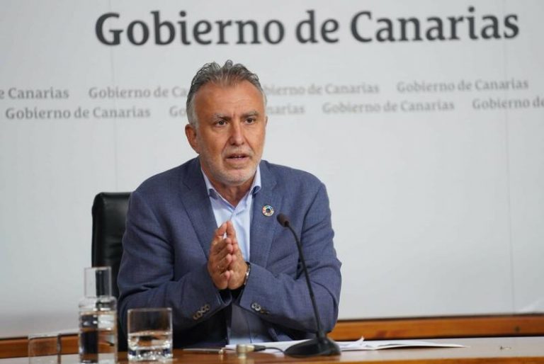 Torres cree que Canarias se aproxima al pico de la sexta ola