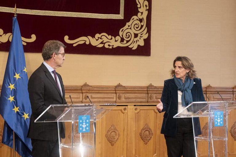 Feijóo urge a activar las cubas de Alcoa antes de 2024