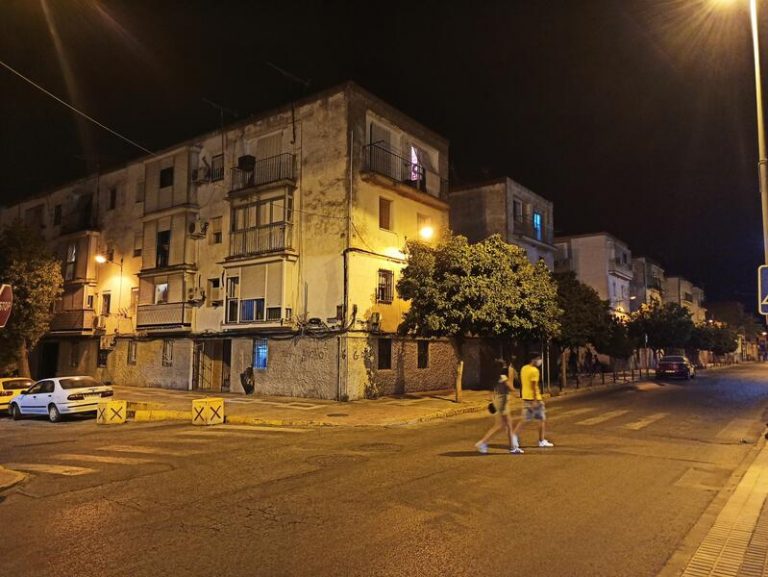 Convocada este lunes protesta contra el desahucio de familia en barrio de San Juan (Sevilla)