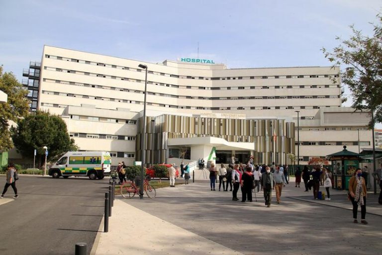 Andalucía baja los hospitalizados durante el fin de semana