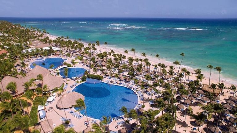 Grupo Piñero recibe más de 175 millones para reabrir hoteles en República Dominicana y Jamaica