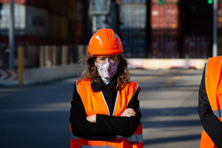 Raquel Sánchez replica a UP que 