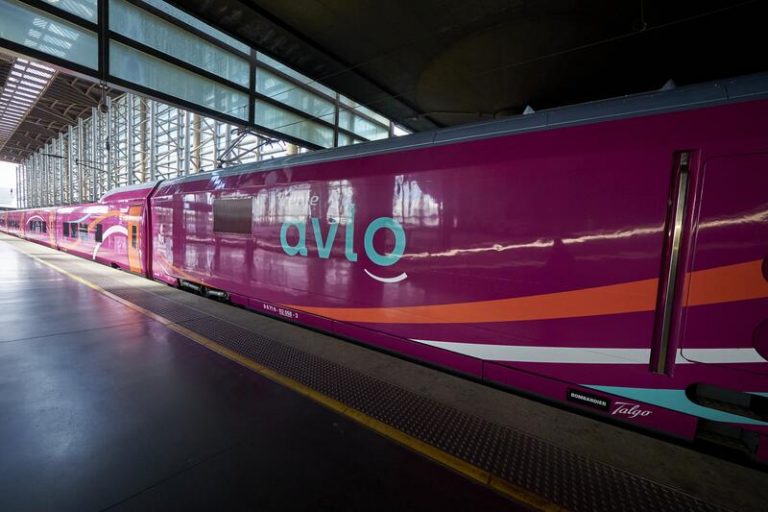 Renfe inicia la venta de los billetes de Avlo entre Madrid y Valencia a partir de 7 euros