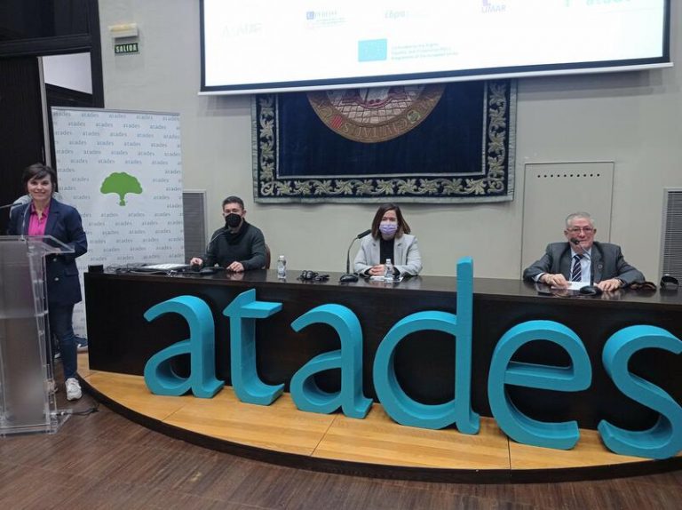 ATHENA Begin forma a más de 1.400 personas en la protección contra la violencia a personas con discapacidad intelectual