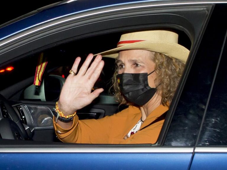 La Infanta Elena sigue guardando silencio sobre cómo se encuentra su hermana